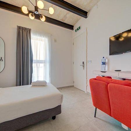 Private Rooms With Bathroom In Valletta Exteriör bild