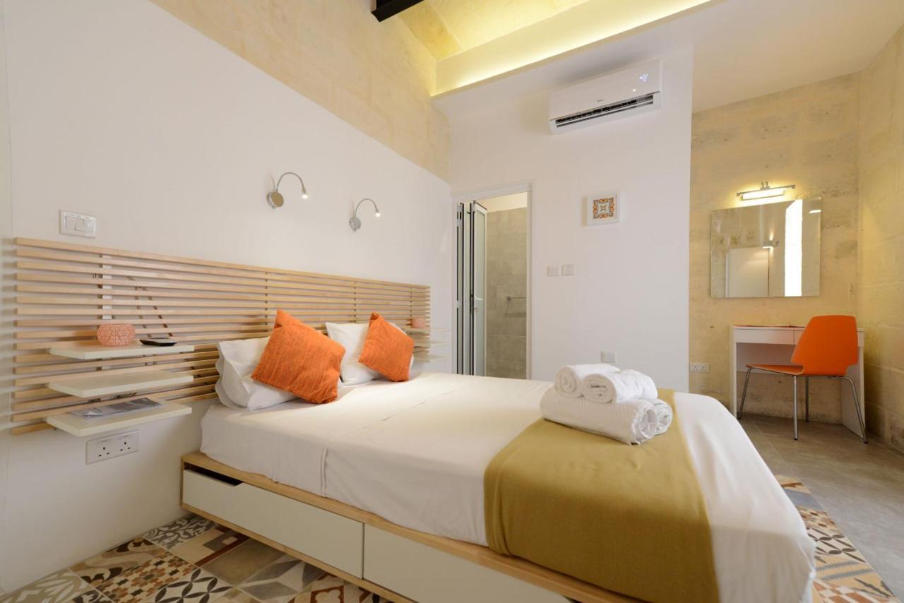 Private Rooms With Bathroom In Valletta Exteriör bild