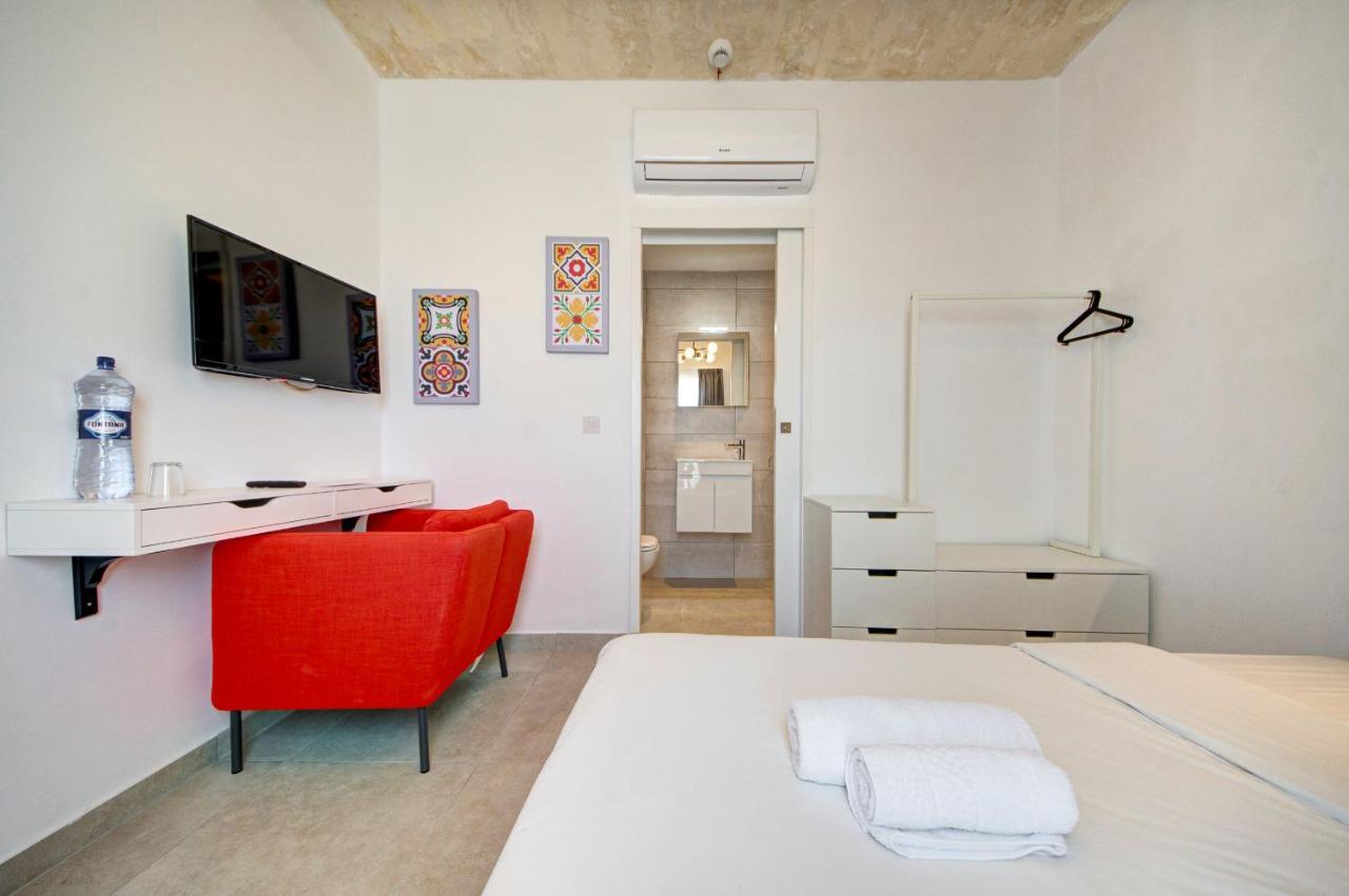 Private Rooms With Bathroom In Valletta Exteriör bild
